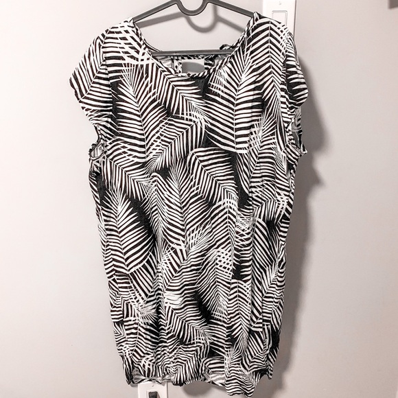 Black and White George Dress - Picture 2 of 3